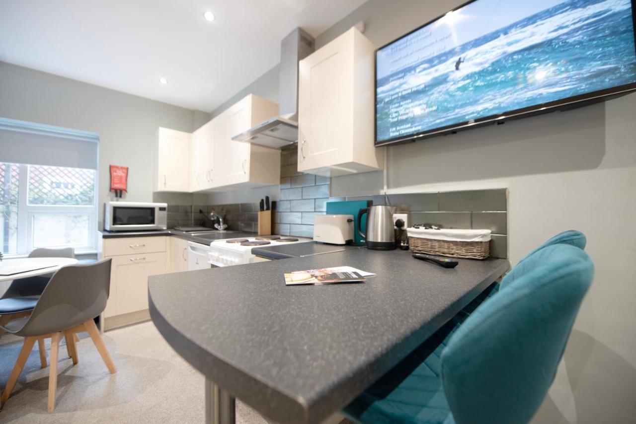 3 -Min Walk To Southport Pier & Beach Fast Wi-Fi & Perfect Getaway Eksteriør bilde