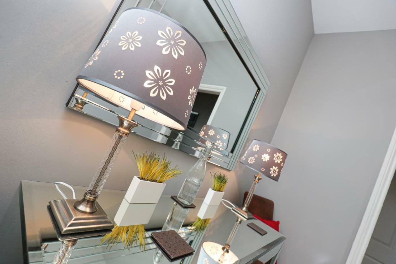 3 -Min Walk To Southport Pier & Beach Fast Wi-Fi & Perfect Getaway Eksteriør bilde