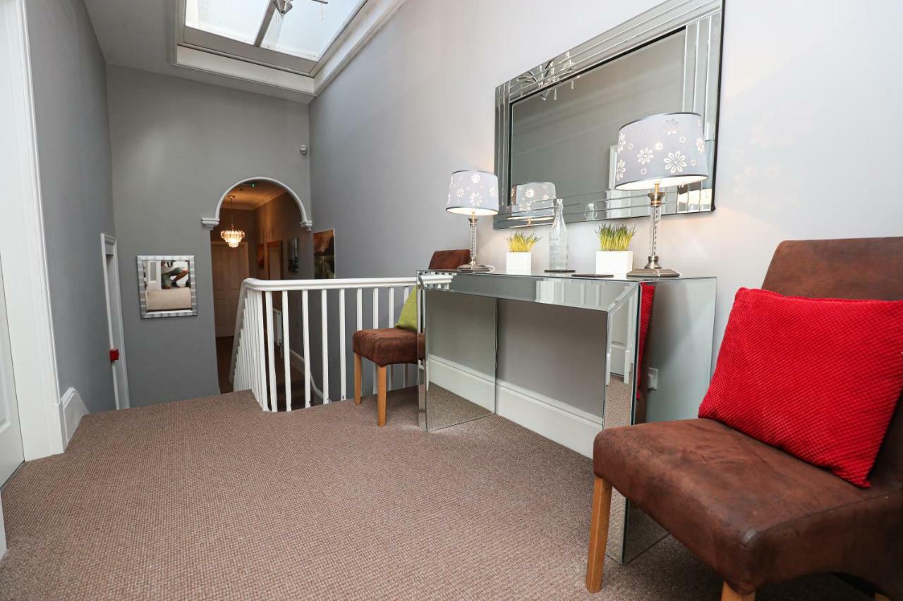 3 -Min Walk To Southport Pier & Beach Fast Wi-Fi & Perfect Getaway Eksteriør bilde